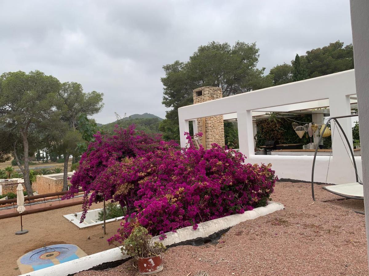 Ibiza Paradise Bed & Breakfast Санта Еулалия дел Рио Екстериор снимка