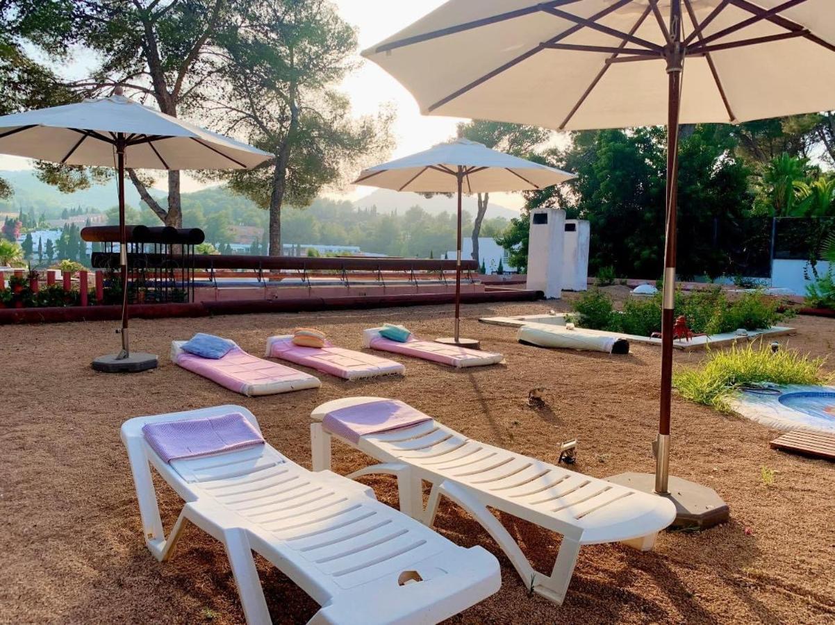 Ibiza Paradise Bed & Breakfast Санта Еулалия дел Рио Екстериор снимка