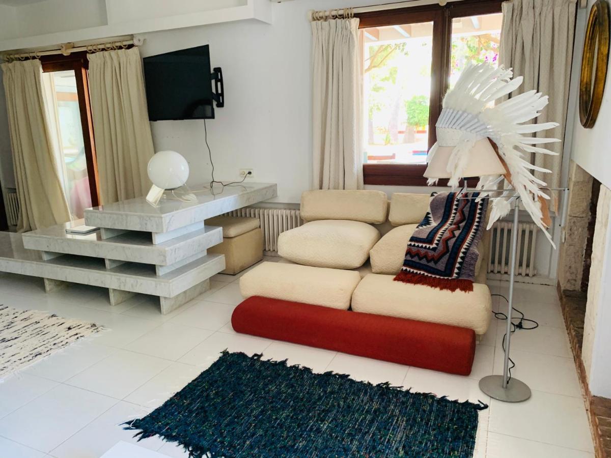Ibiza Paradise Bed & Breakfast Санта Еулалия дел Рио Екстериор снимка